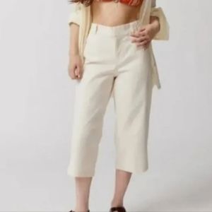 New BDG by Urban Outfitter Wide Leg Capri Pants Cream